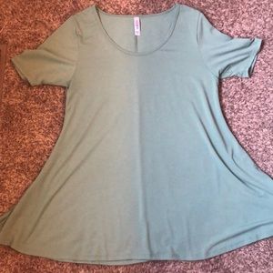 LuLaRoe Perfect T